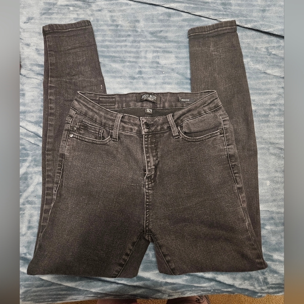 Judy Blue Skinny Fit Black Jeans! - Picture 2 of 10